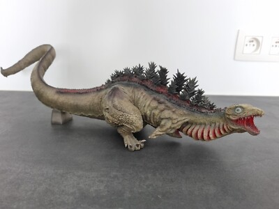 shin X-Plus Godzilla (2016) 2nd form shin godzilla figure with box