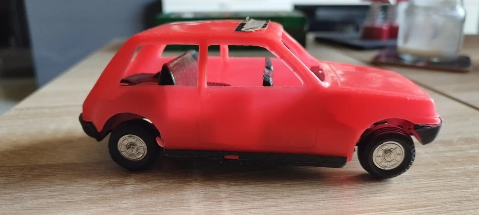 Renault 5 Plastique 15cm /1/24 Env - Photo 2/4