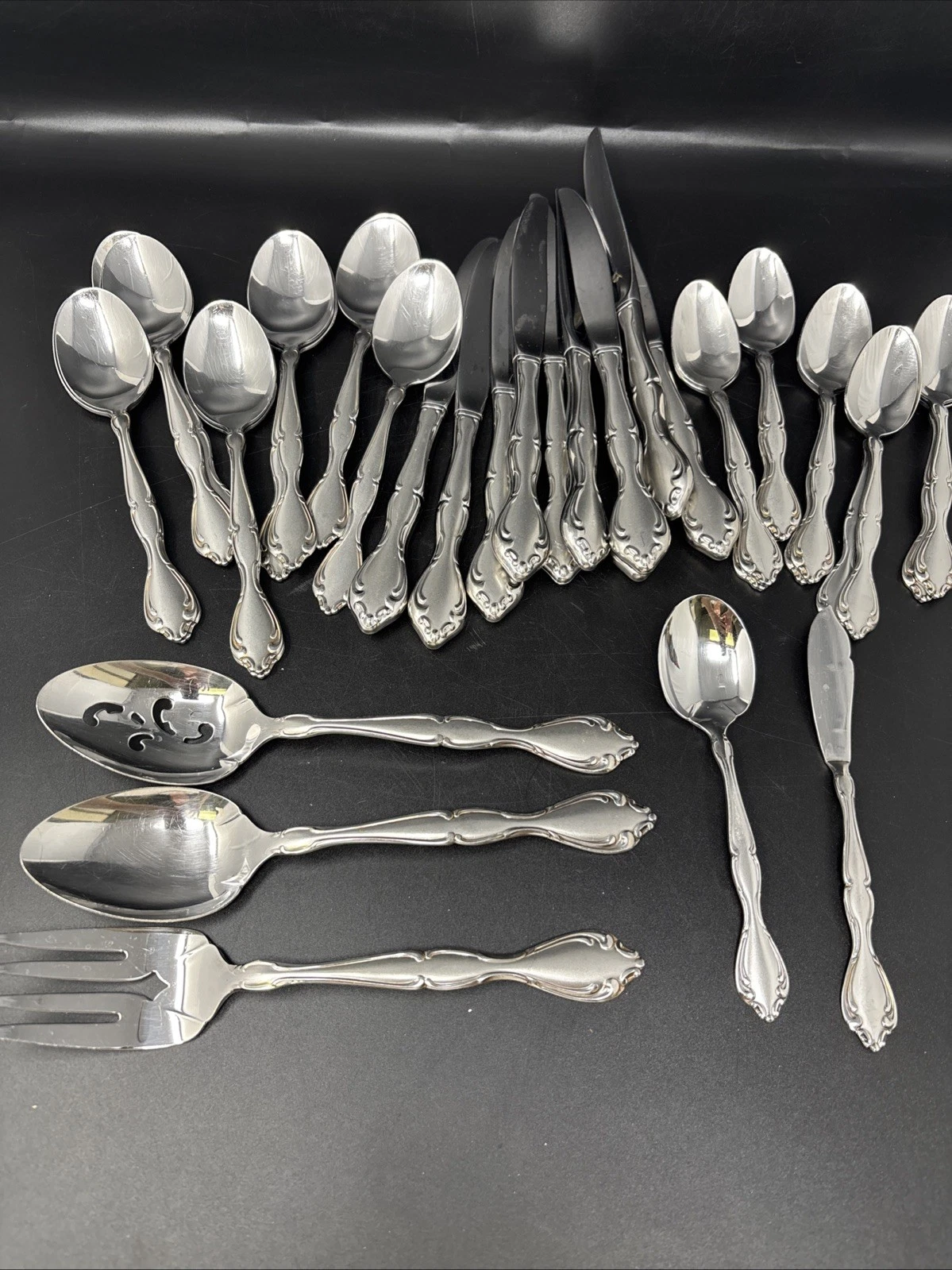 Oneida Community Cantata 36 PIECE Stainless Flatware Bundle