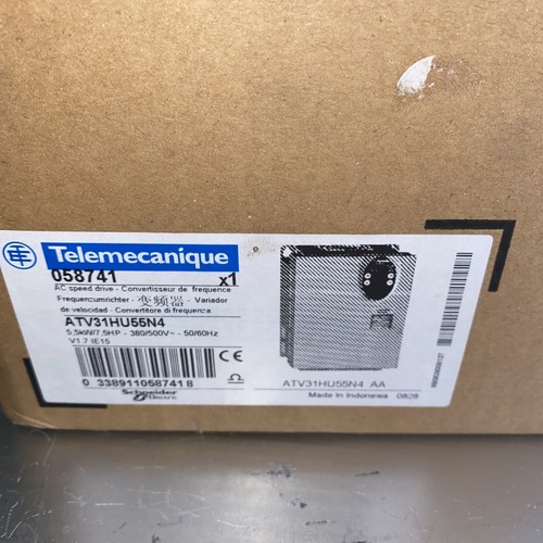 ATV31HU55N4 058741 TELEMECANIQUE, Variable speed drive ATV31 - 5.5kW 7.5 Hp - Picture 2 of 7