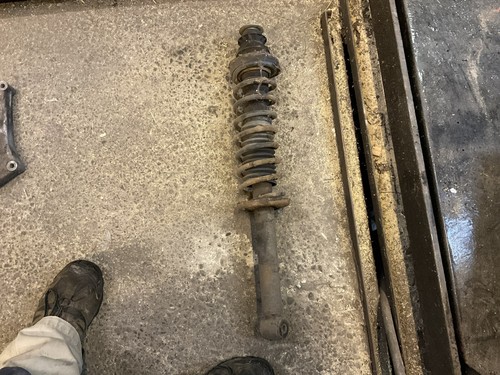 Vw Polo 6N Federbein Stoßdämpfer Feder Hinten Links Rechts