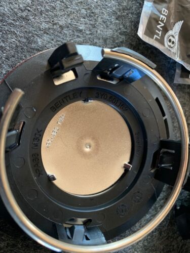 BENTLEY CONTINENTAL GT/GTC AND FLYING SPUR B CHROME WHEEL CENTRE HUB CAP BADGE - Picture 3 of 4
