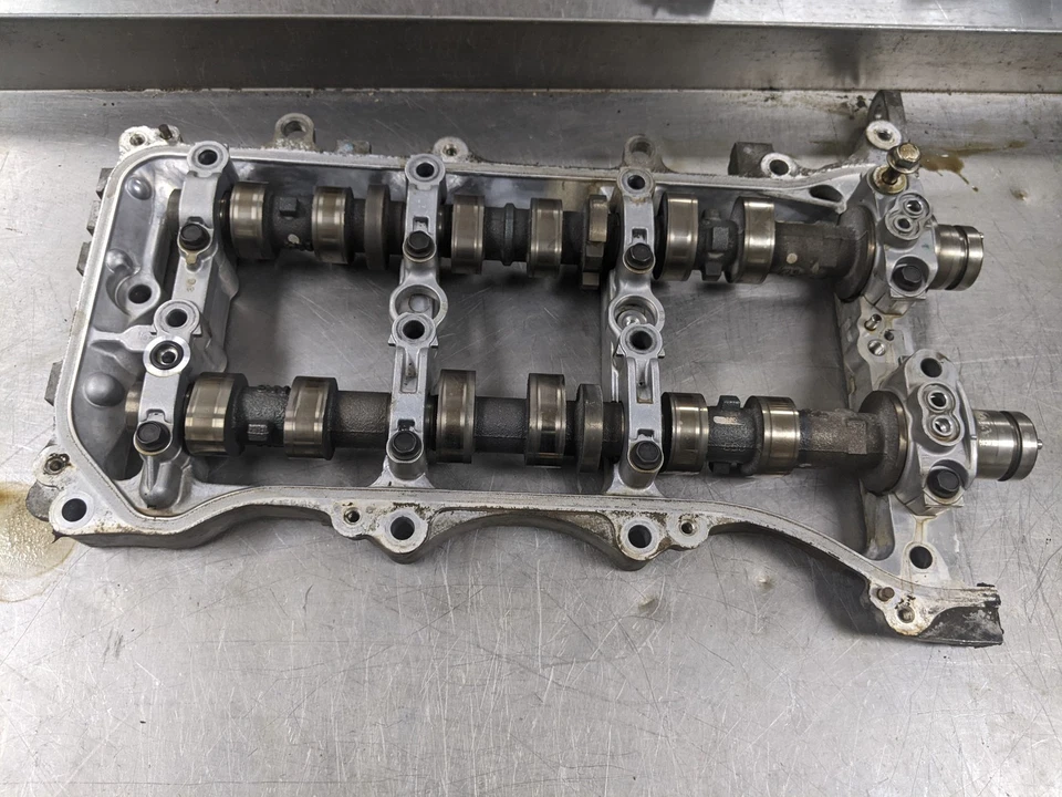 Колпаки подшипников левого распределительного вала для 08–13 Toyota Highlander 3.5 - Изображение 2 из 4