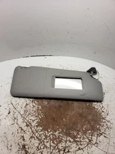 Used Right Sun Visor fits: 2007 Bmw X3 illuminated Right Grade A