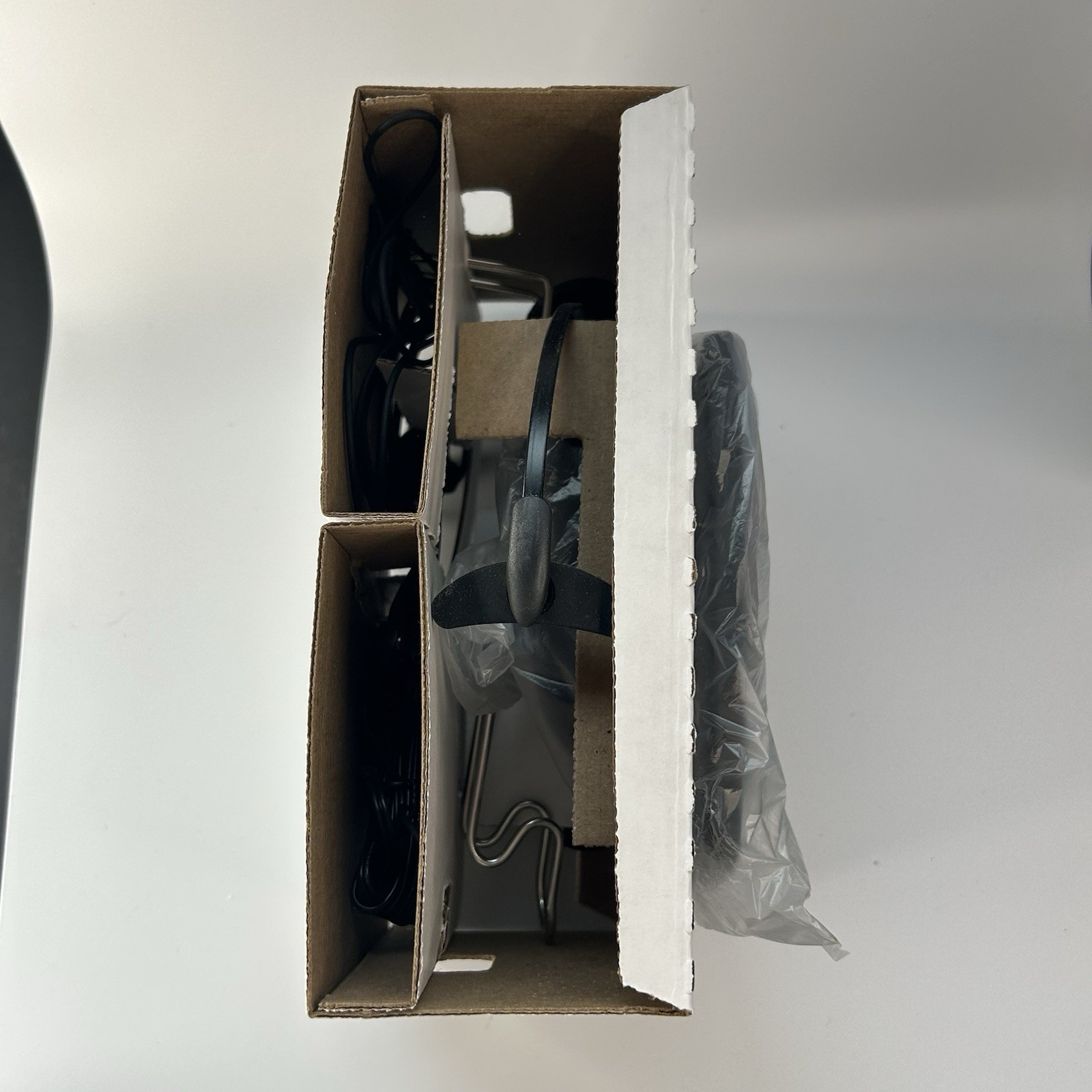 NEW ~ PLANTRONICS S12 Corded Telephone Headset System ~ 64703-03