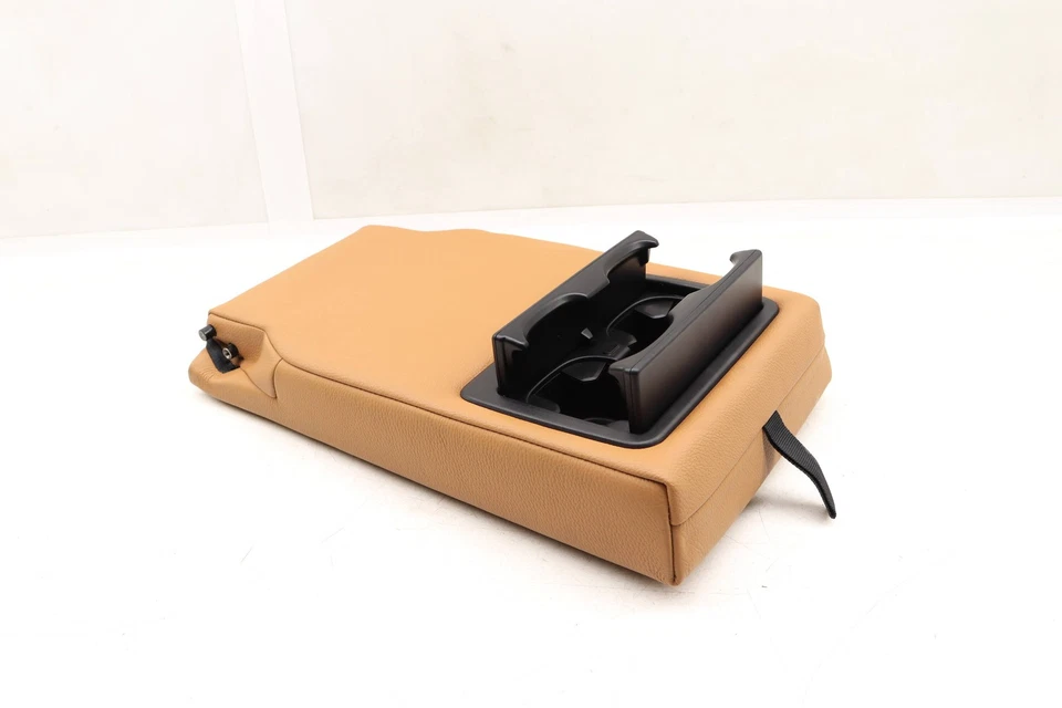 BMW 440I 2017-2020 - Asiento trasero reposabrazos central / soporte para copa 7476878 Foto 2 de 4