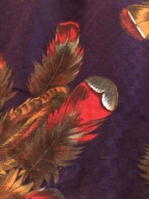 Made In Italy 3'x3' Scarf Purple With Feather Design-B