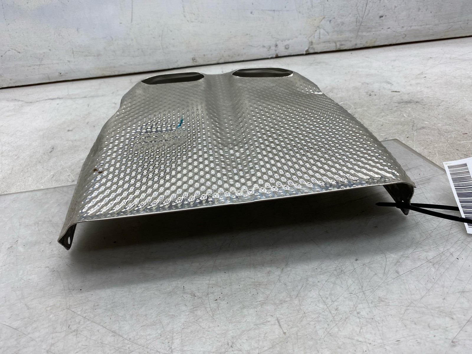 2020-2025 ASTON MARTIN DBX OEM 4.0L CATALYTIC CONVERTER HEAT SHIELD 1771500076