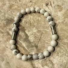 Gray White Beaded Stretch Bracelet Round Stone Beads Sizable No Clasp