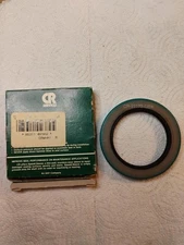 CR Seals SKF 21173 Double Lip Oil Seal 2.125" Shaft Dia x 3" OD x .438" W