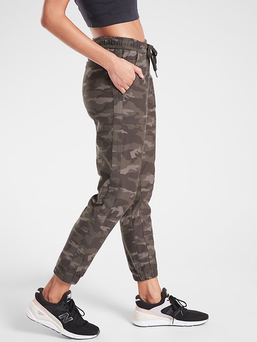 ATHLETA Camo Farallon Jogger 6 (S SMALL 