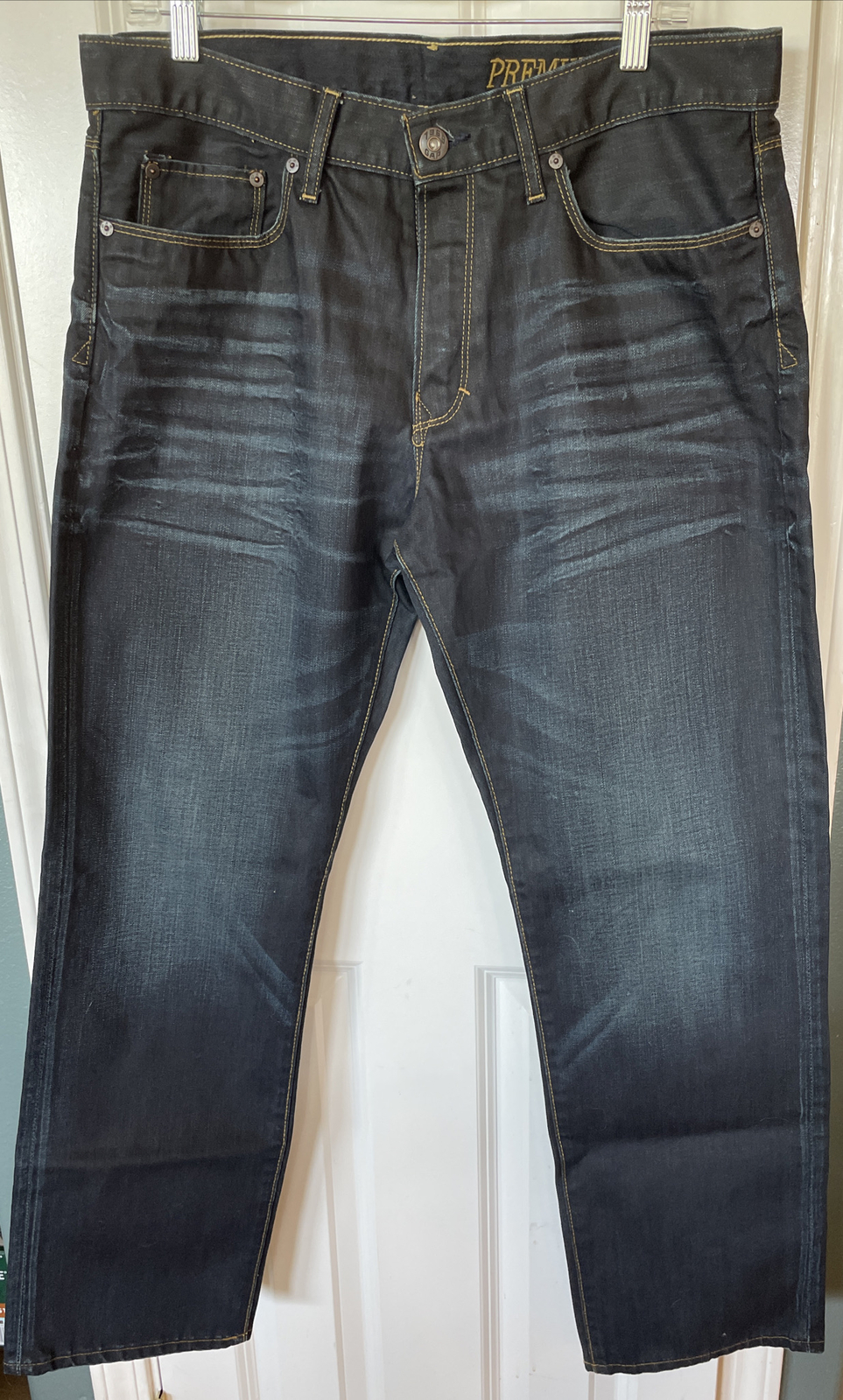 Gap Men's 1969 distressed Premium straight fit Jeans … Gem