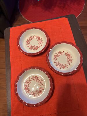 ciroa new celebrate stoneware designed in Australia set of 3 small ramekins