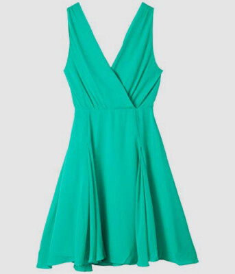 cupcakes and cashmere green dress $128 Cupcakes And Cashmere Womens Green Salona Chiffon Cross Front Dress  Size 8