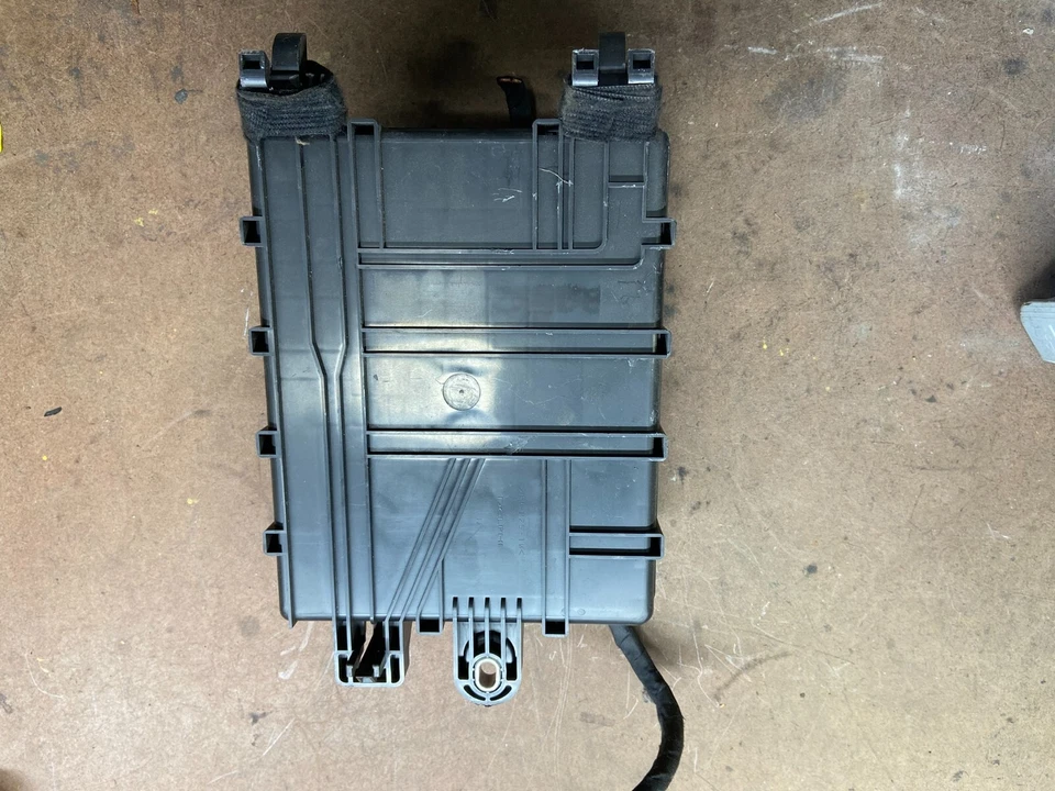 2013 to 2017 Cadillac ATS Cabin Fuse Relay Box Fusebox 22959737 L4294 PS - Image 2 of 4