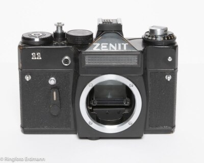 Zenit 11 35mm Spiegelreflexkamera, nur Gehäuse, gebraucht, vom Fotohandel