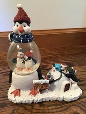 Vintage Coyne's Company North Pole Holiday Penguin Snow Globe Figurine New Box