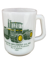 VTG 1981 JOHN DEERE TRACTOR MANSON IMPLEMENT CO IOWA ADV MILK GLASS CUP