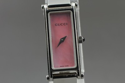 Near MINT Gucci 1500L Watch Pink Dial Quartz Vintage Ladies 12mm Rectangle Watch