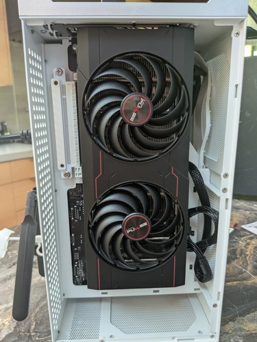 Mini Gaming PC, AMD Ryzen 5, AMD Radeon RX 6700XT, 32 GB RAM, 2 TB NVME - Picture 3 of 7