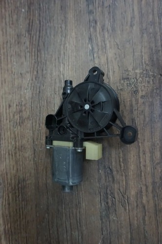 Audi A3 RS3 VW Tiguan Skoda Octavia 5E Fensterhebermotor vorne links 5Q0959801B