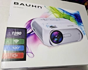 BAUHN HD LED PROJECTOR -- Marque NEW Dans la boîte !! Image jusqu'à 120" !!