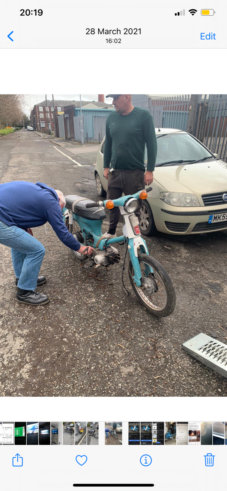 Image 2 - Honda c70 motorcycle