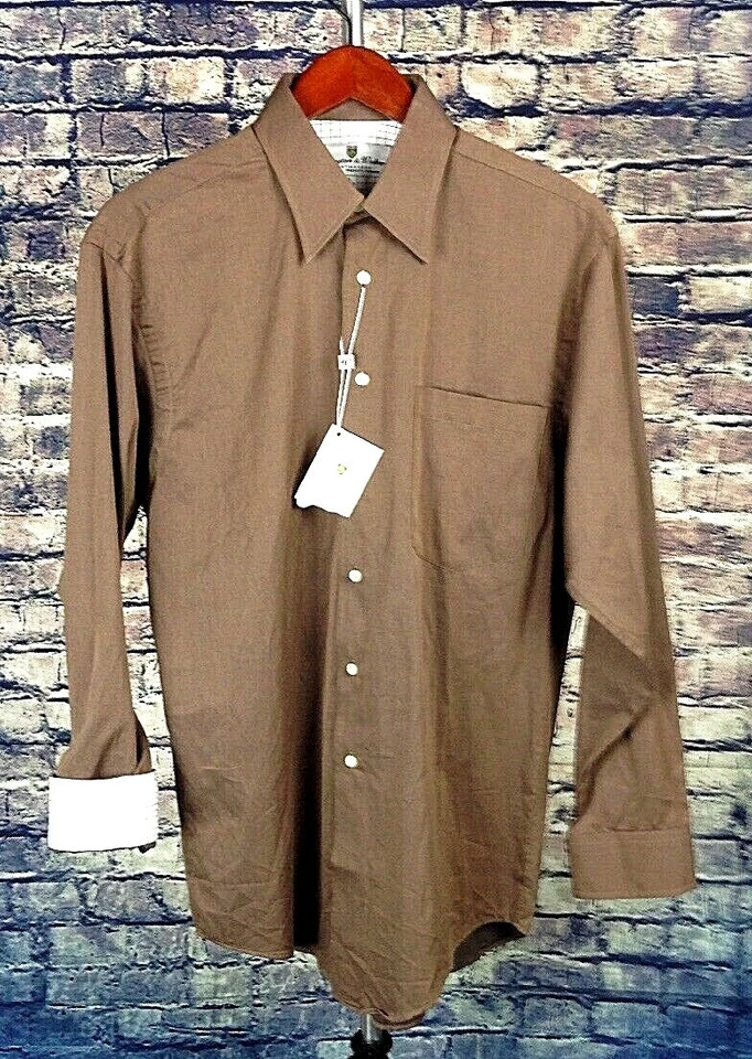 CAMISA SOCIAL MASCULINA WELLINGTON & WALKER FLIP CUFF 15 32/33 NOVA COM ETIQUETAS US$ 55 MSRP MANGA LONGA - Imagem 4 de 4