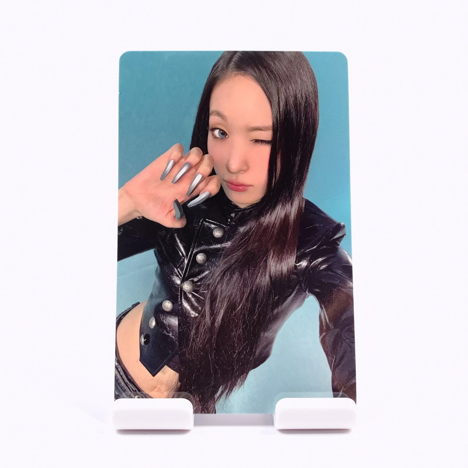 Annie - ALLDAY PROJECT POB photocard photocard