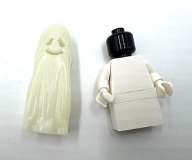 LEGO Ghostly Hideout 1596 Set 100% Complete 1993 - No Box or Instructions