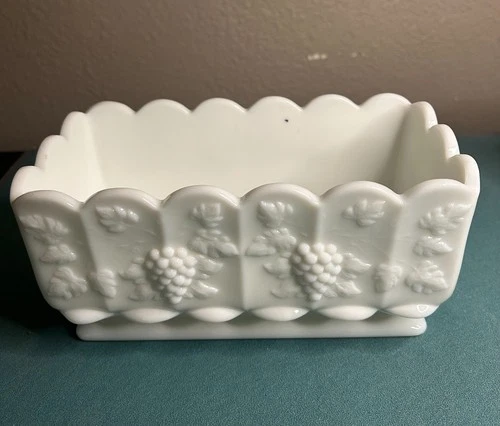 Vintage Westmoreland Milk Glass Paneled Grape Motif Scalloped Edge Planter