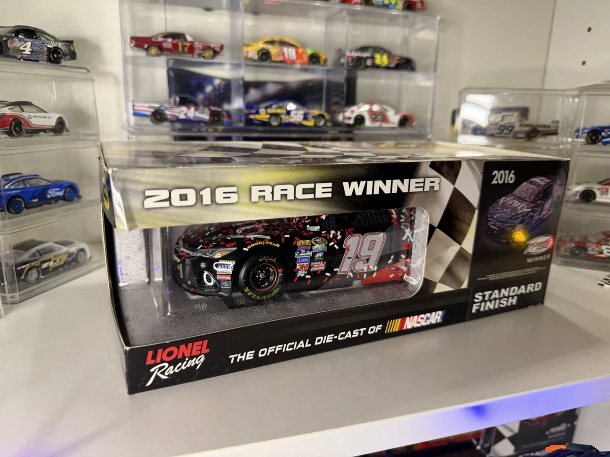 Carl Edwards Toyota 1:24 Diecast Racing Cars for sale | eBay