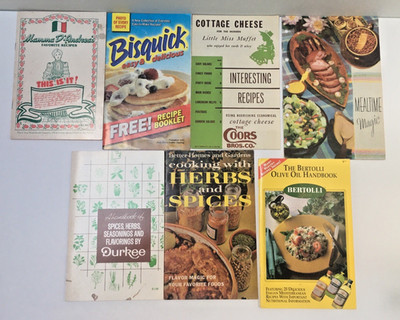 Lot 7 Recipe Booklets Mealtime Magic Bisquick Bertolli D Herbs/Spices & More
