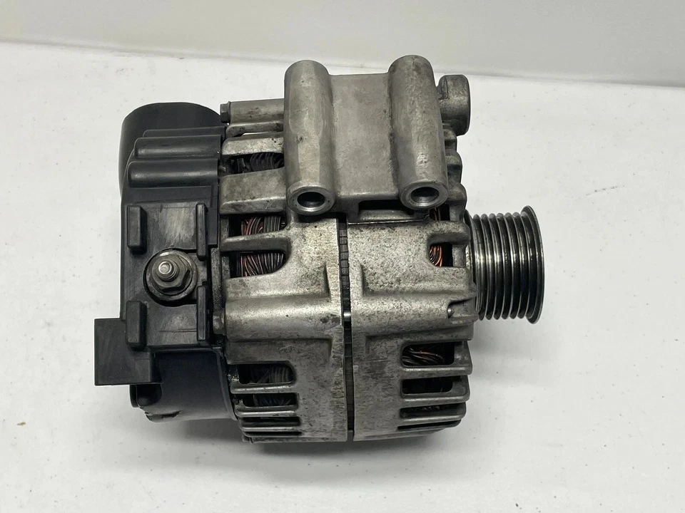 09-15 BMW 550i 650i 750i X5 X5M X6 X6M (E70 F01 F10) 4.4 220 AMP ALTERNATOR OEM - Image 3 of 4