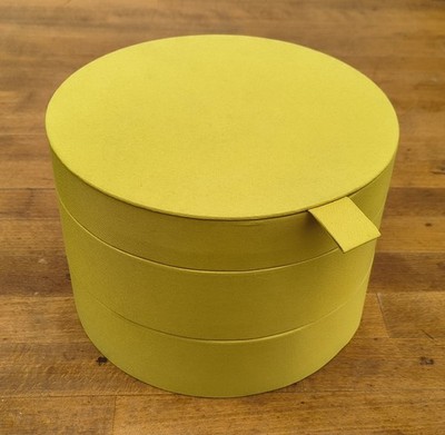Runde Aufbewahrungsschatulle ''Pallra'' von IKEA , 3 Etagen, gelber Stoffbezug