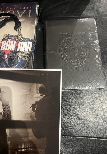 Bon Jovi 2013 Australian VIP Package Leather Diary Photo Tour Book Lanyard - Picture 3 of 17