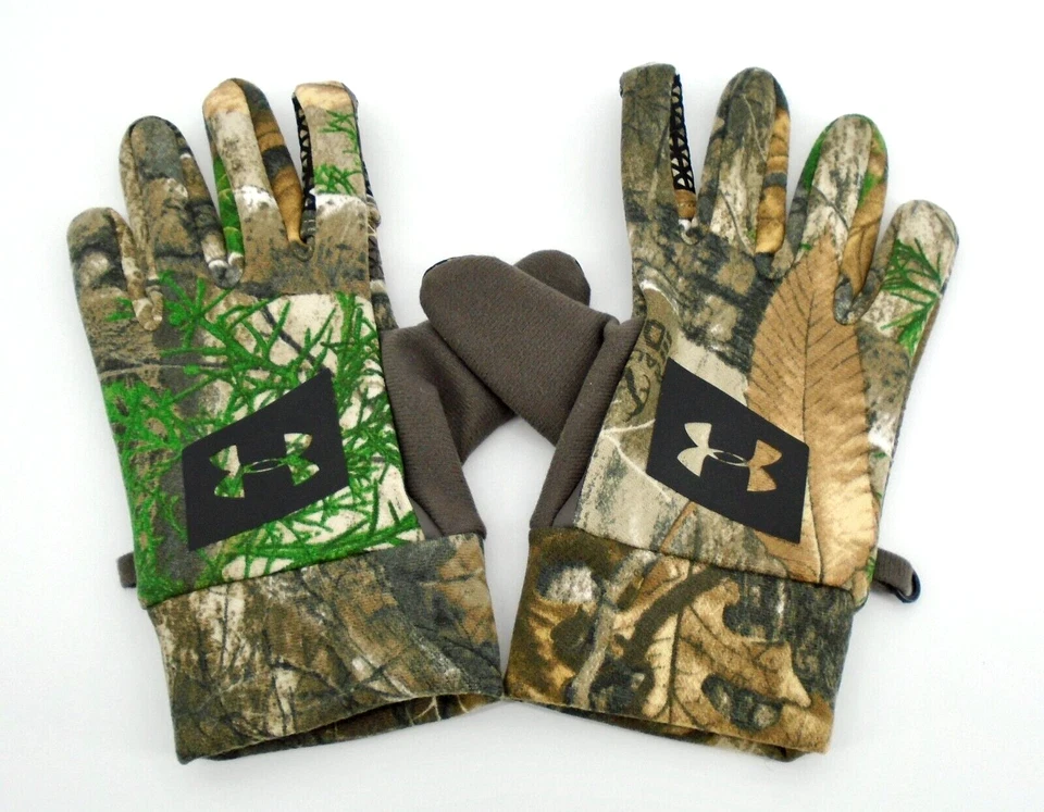 Under Armour UA Early Season ColdGear® Forest Camo Fleece Gloves Mens Small - Image 2 of 4