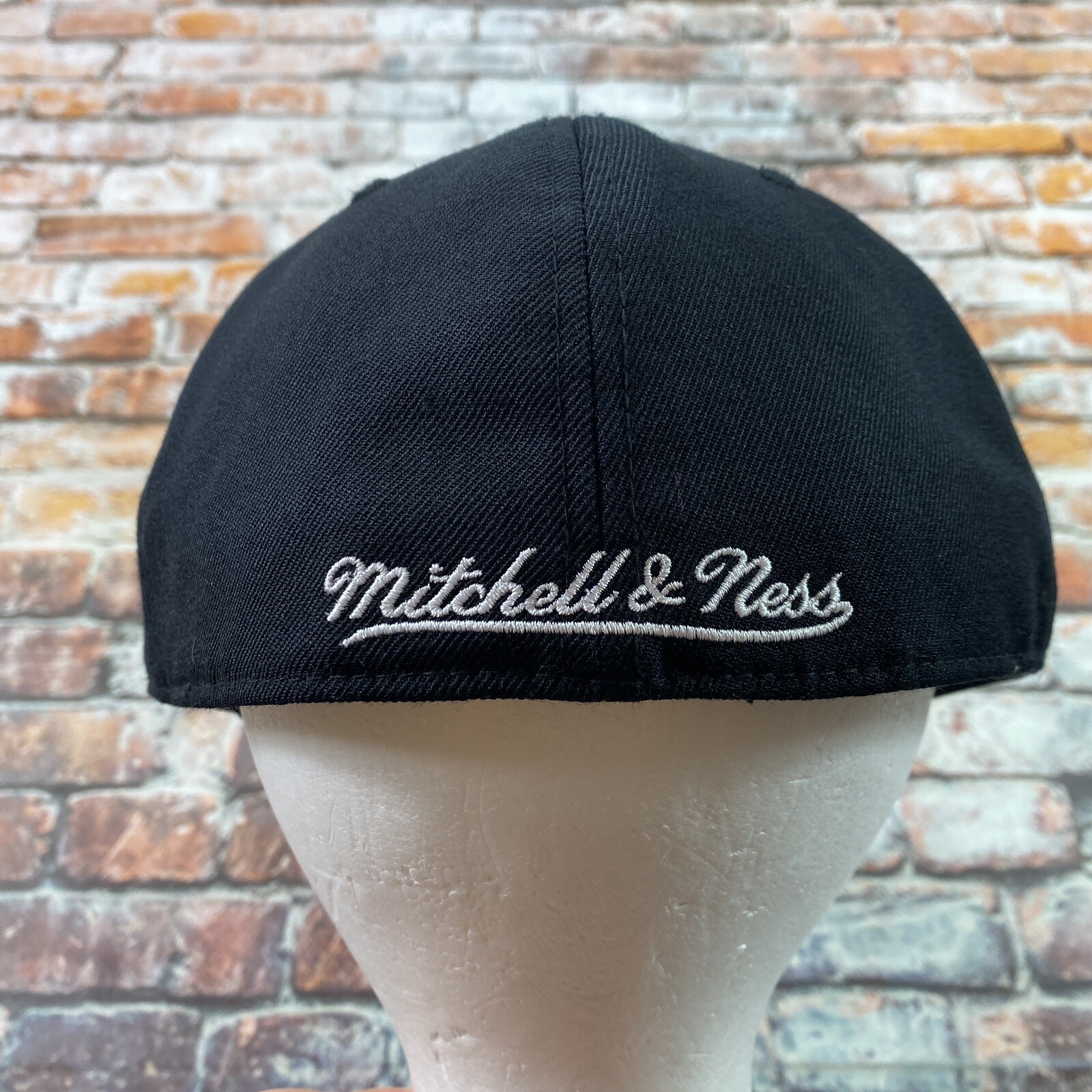 Brooklyn Nets NBA Mitchell & Ness Fitted Cap Blac… - image 3