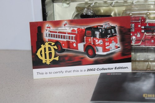 Corgi Classics #US50803 Seagrave J Engine - Engine Co. 54 + 2 Figures - Picture 3 of 18