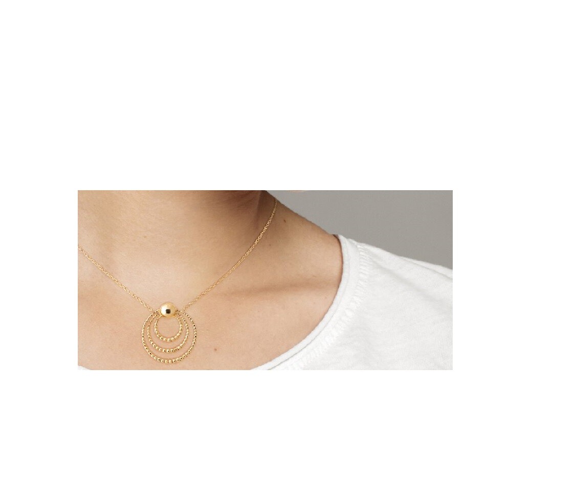 Collier multi cercles billes pour illuminer vos tenues décontractées ou de soirée