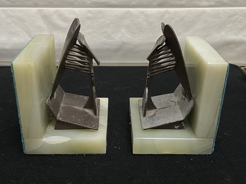 VINTAGE PAIR OF 1967 CHICAGO PICASSO COMMEMORATIVE MAQUETTE BOOKENDS CIVIC CNTR