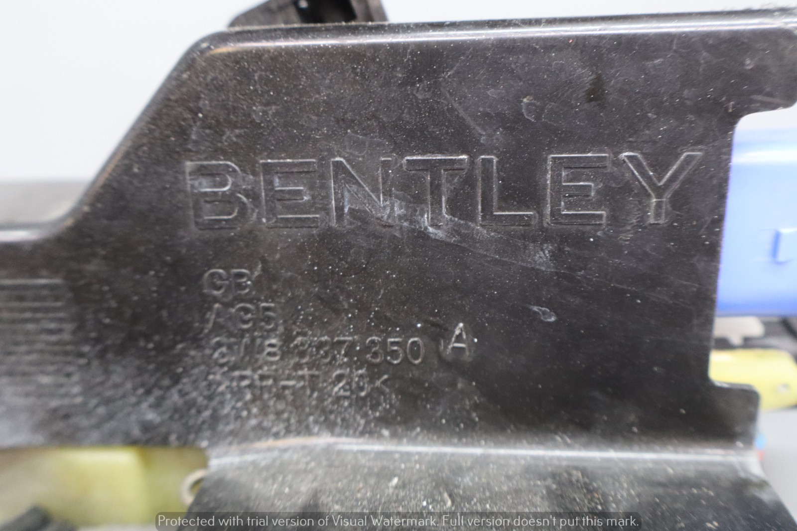 Bentley Continental GT 2003-2010 Front Right Door lock module