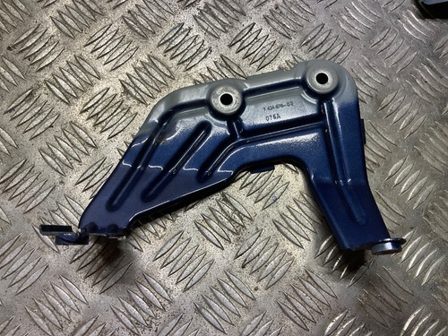 BMW X3 G01 Kotflügelhalter vorne rechts O/S 7424678 2021