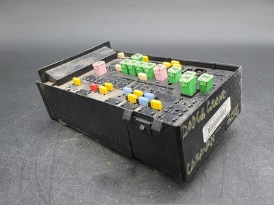 OEM 07 Dodge Grand Caravan IPM Fuse Box 05144505AF Used