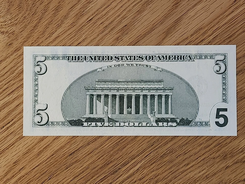 1999 $5 UNC/GEM "STAR NOTE" CHICAGO DISTRICT BG02759444* 1 OF 3 CONS SER NUM - Image 2 of 4