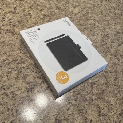 Wacom Intuos CTL-4100 Small Drawing Tablet - Black