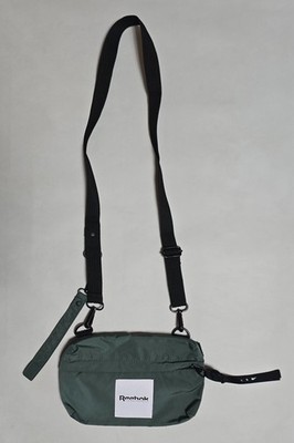 Reebok x Victoria Beckham Umhängetasche Gürteltasche Shoulder Bag Grün NEU