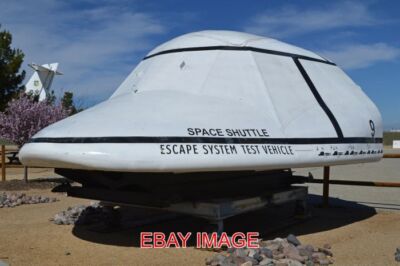 FOTO FLUGZEUG SPACE SHUTTLE ESCAPE SYSTEM TESTFAHRZEUG DIES IST EIN RAKETENSCHLITTEN