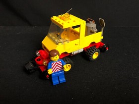 Lego 4546 Road and Rail Maintenance Tracks and Road Vehicle Train 1991