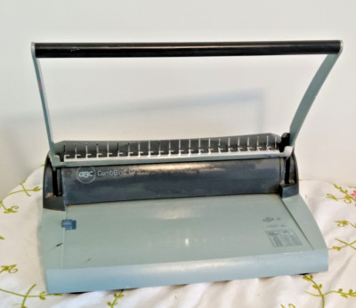 GBC CombBind C75  Personal Comb Binder Binding Machine Homeschool